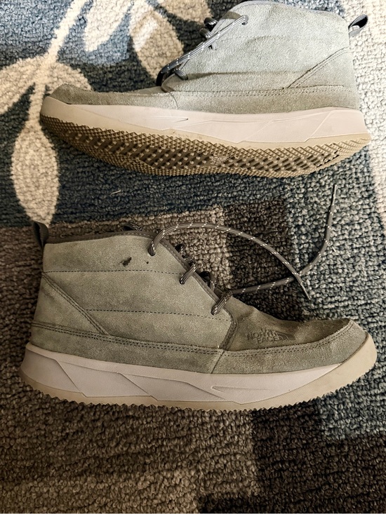 THE NORTH FACE Mens NSE CHUKKA SUEDE BOOTS Size 11 Gray